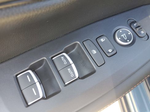 Used 2024 Honda HR-V Sport image 19