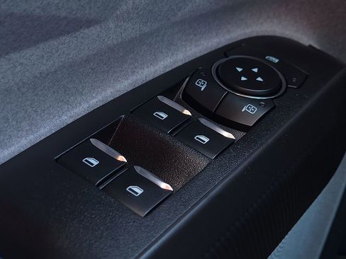 New 2026 Ford Maverick XLT image 15