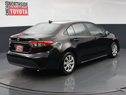 Used 2026 Toyota Corolla LE FWD image 4