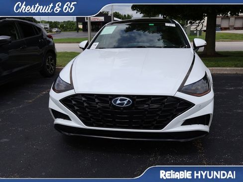 Used 2021 Hyundai Sonata Limited w/ Cargo Package FWD image 7