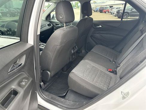 Used 2024 Chevrolet Equinox LT FWD image 26