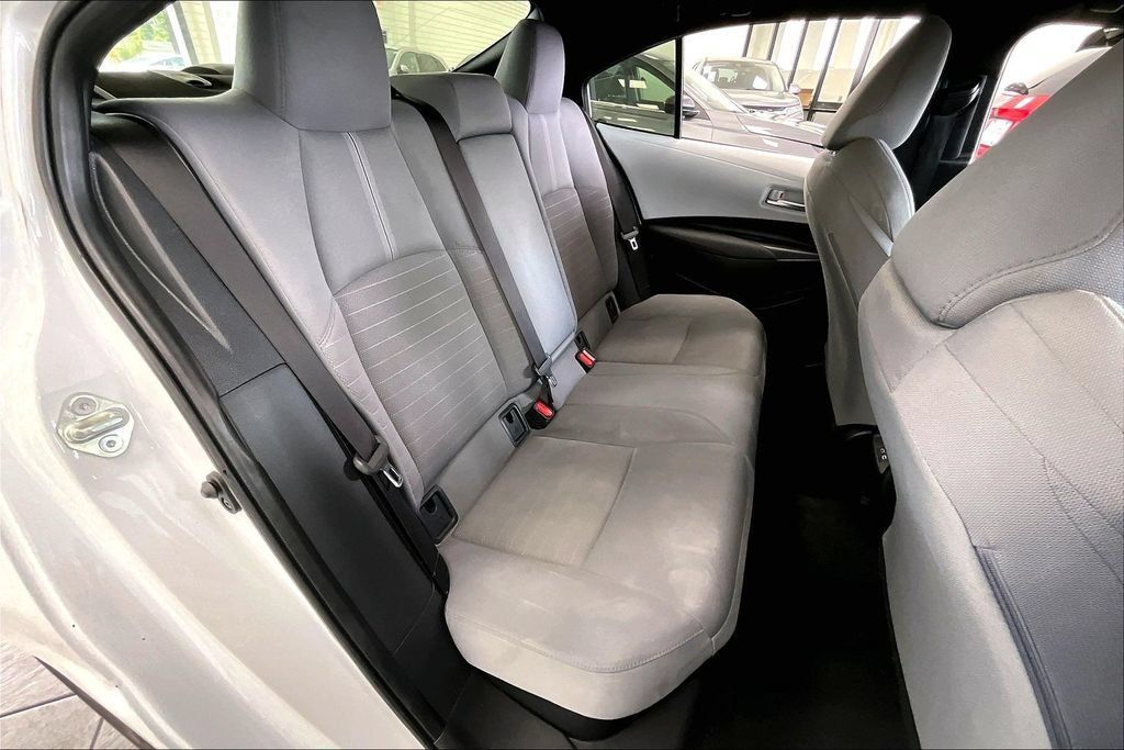 Used 2024 Toyota Corolla SE FWD image 22
