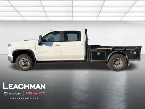 Used 2024 Chevrolet Silverado 3500 LT w/ Convenience Package image 7