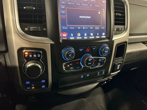 Used 2019 RAM 1500 Big Horn image 25
