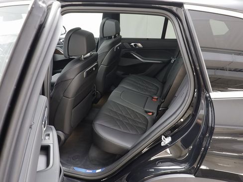 New 2026 BMW X5 xDrive40i w/ Climate Comfort Package image 15