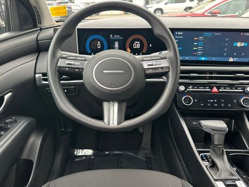 Used 2025 Hyundai Tucson SEL FWD image 17