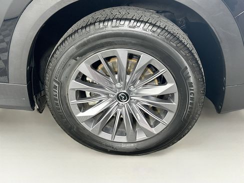 Used 2025 MAZDA CX-90 3.3 Turbo w/ Preferred Package image 11