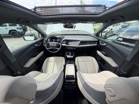Used 2024 Audi Q4 e-tron Premium Plus AWD/4WD image 21