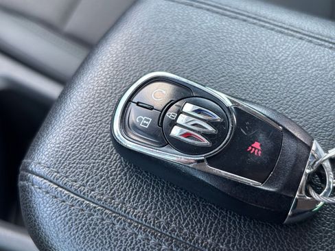 Used 2025 Buick Encore GX Preferred FWD image 23