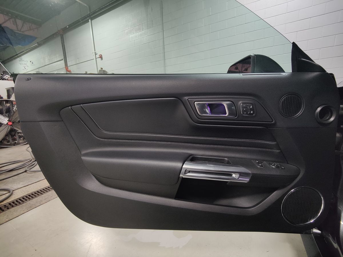 Used 2020 Ford Mustang GT Premium w/ GT Performance Package RWD image 24