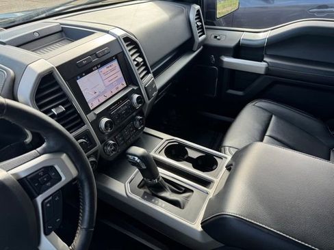 Used 2019 Ford F150 Lariat w/ Equipment Group 502A Luxury AWD/4WD image 18