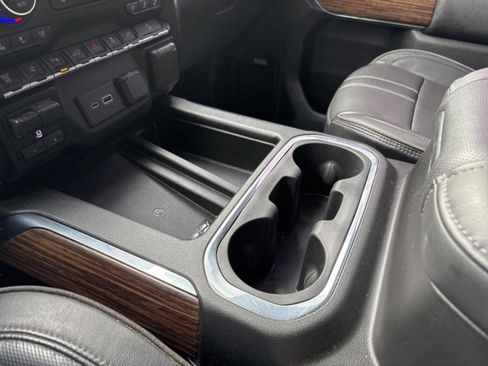 Used 2021 Chevrolet Silverado 2500 High Country w/ Z71 Off-Road Package image 24