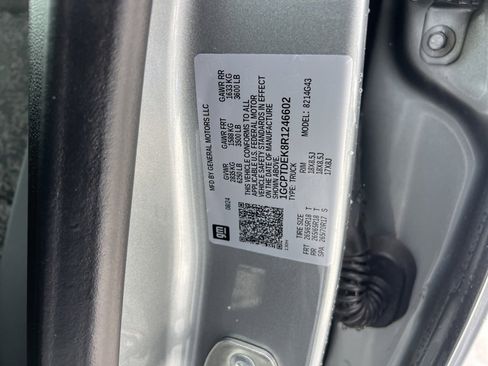 Used 2024 Chevrolet Colorado Z71 w/ Z71 Convenience Package 2 image 33