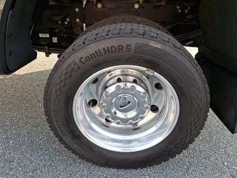 Used 2024 Ford F450 Limited AWD/4WD image 9