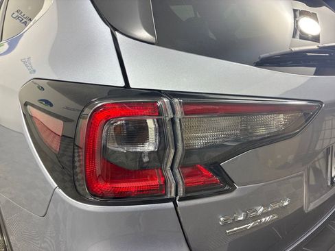 Used 2022 Subaru Outback Limited XT image 11