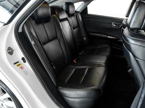 Used 2015 Toyota Avalon Limited FWD image 25