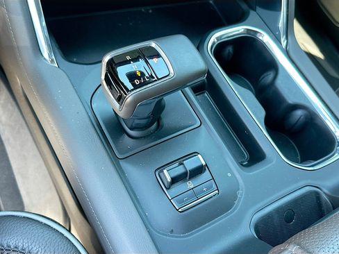 Used 2025 GMC Sierra 1500 Denali image 17