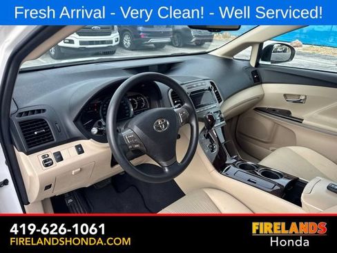 Used 2011 Toyota Venza w/ Convenience Pkg FWD image 16