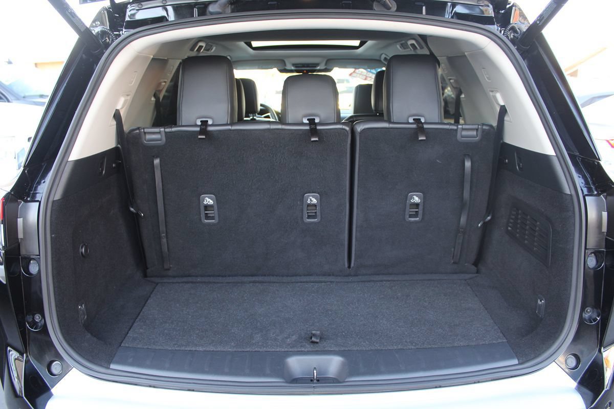 Used 2022 Nissan Pathfinder SL w/ SL Premium Package FWD image 38
