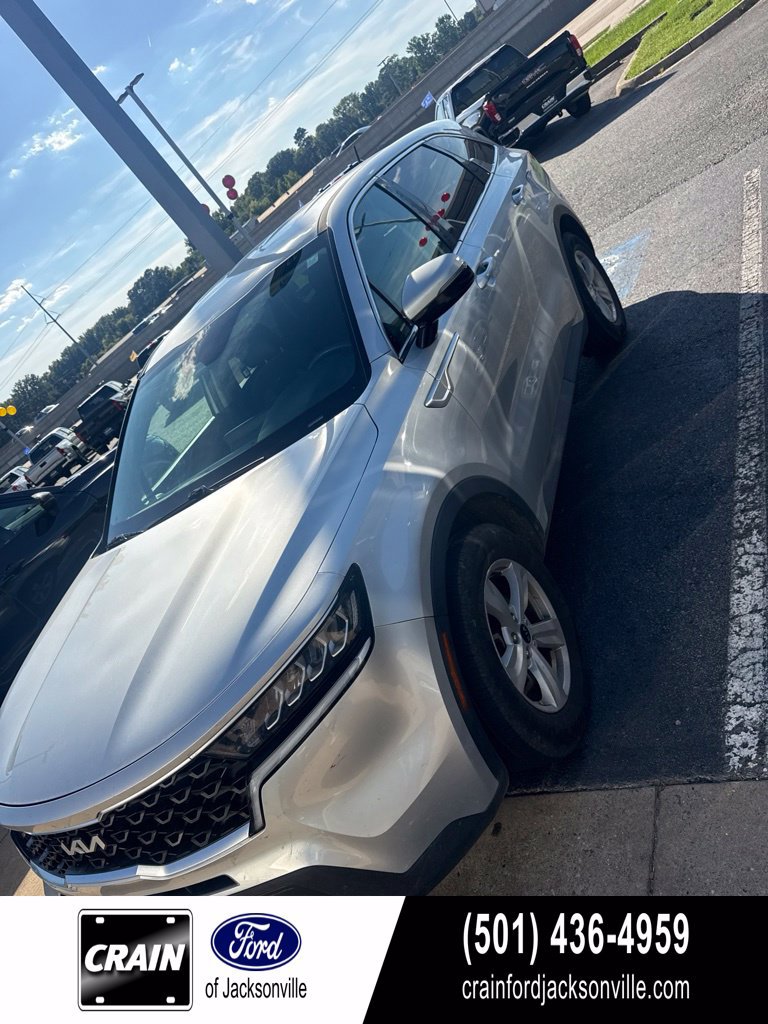 Used 2021 Kia Sorento LX FWD image 1