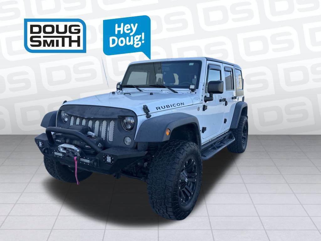 Used 2015 Jeep Wrangler Unlimited Rubicon w/ Connectivity Group AWD/4WD image 3