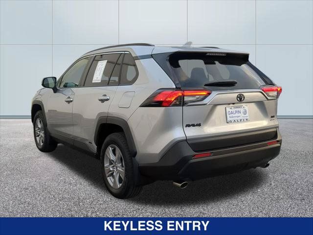 Used 2025 Toyota RAV4 XLE w/ Weather Package AWD/4WD image 3