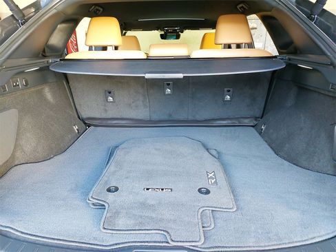 Used 2024 Lexus RX 350h image 12