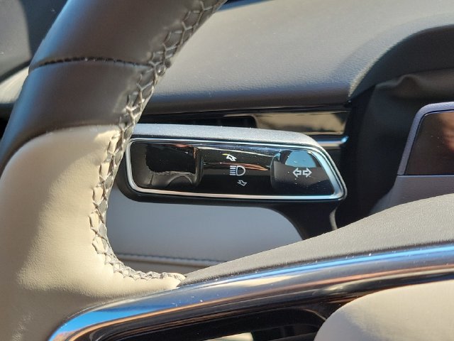 Used 2025 Lincoln Nautilus Reserve AWD/4WD image 14
