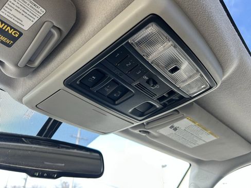 Used 2014 Toyota 4Runner Limited image 25