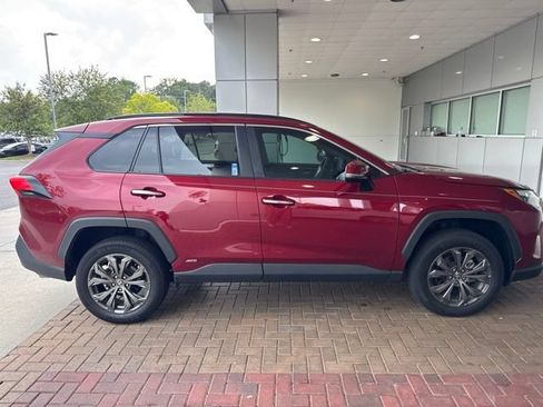 Used 2023 Toyota RAV4 Limited AWD/4WD image 9
