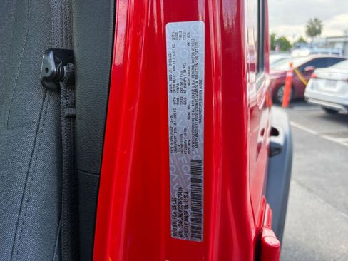 Used 2025 Jeep Wrangler Unlimited Sport AWD/4WD image 28