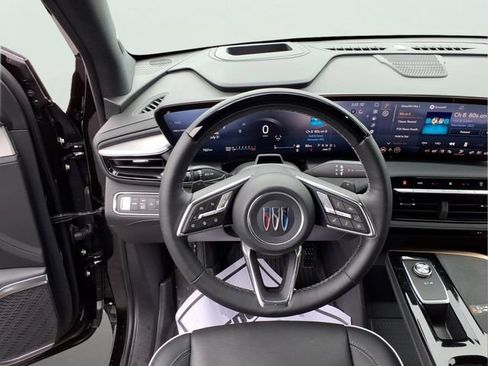 Used 2026 Buick Enclave Avenir w/ Super Cruise Package AWD/4WD image 14