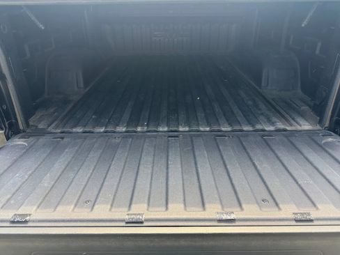 Used 2019 GMC Sierra 1500 Elevation w/ Elevation Value Package AWD/4WD image 27