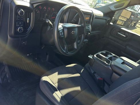 Used 2021 Chevrolet Silverado 2500 W/T w/ WT Convenience Package AWD/4WD image 10