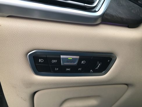 Used 2020 BMW X5 xDrive40i w/ Premium Package image 18