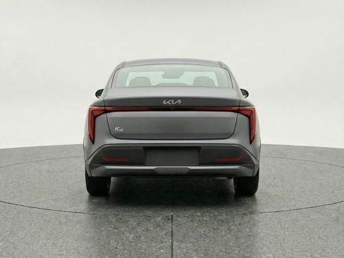 Used 2025 Kia K4 FWD image 6