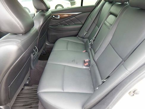 Used 2018 INFINITI Q50 Luxe w/ Essential Package (3.0T Luxe) image 18