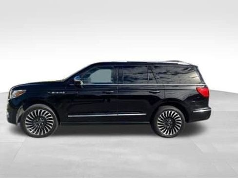 Used 2021 Lincoln Navigator Black Label image 4