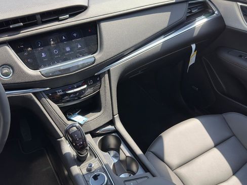 New 2025 Cadillac XT5 Premium Luxury w/ Technology Package image 11