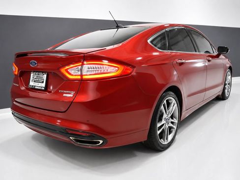 Used 2016 Ford Fusion Titanium FWD image 8