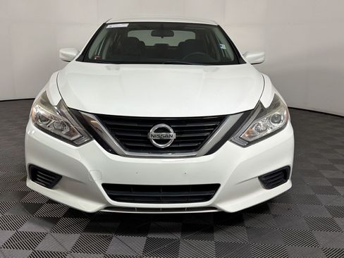 Used 2018 Nissan Altima 2.5 S FWD image 5