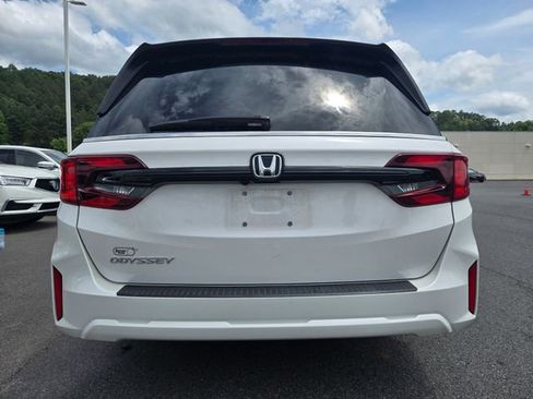 Used 2025 Honda Odyssey EX-L image 4