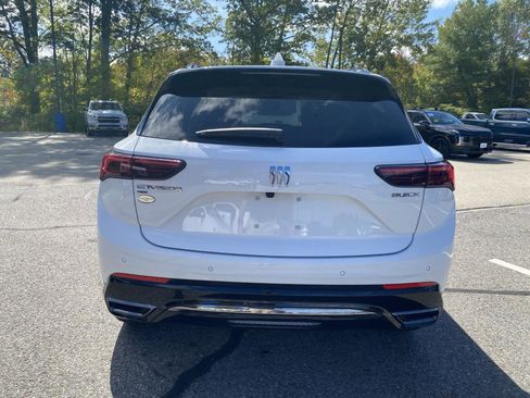 Used 2025 Buick Envision Sport Touring image 6