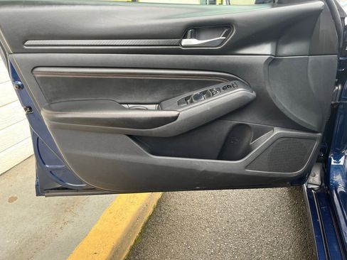 Used 2021 Nissan Altima 2.5 SR image 18