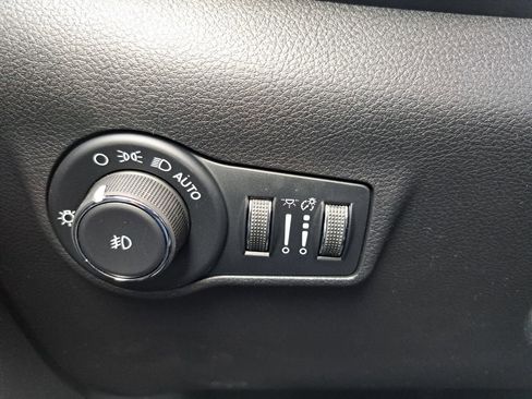 New 2026 Jeep Compass Latitude AWD/4WD image 15