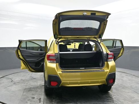 Used 2021 Subaru Crosstrek 2.0i Premium w/ Moonroof Package AWD/4WD image 43