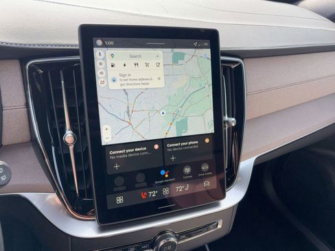 New 2026 Volvo XC90 T8 Plus w/ Protection Package Premier image 22