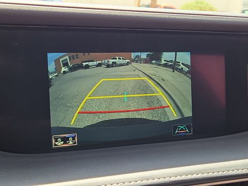Used 2019 Lexus LS 500 F Sport w/ Accessory Package (Z2) RWD image 18