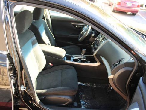 Used 2014 Nissan Altima 2.5 S FWD image 7