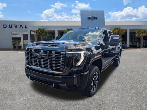 Used 2024 GMC Sierra 3500 Denali Ultimate image 7